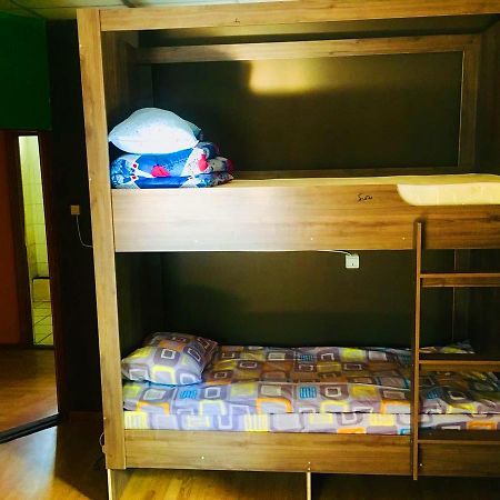 Apelsin Hostel Almatı Dış mekan fotoğraf