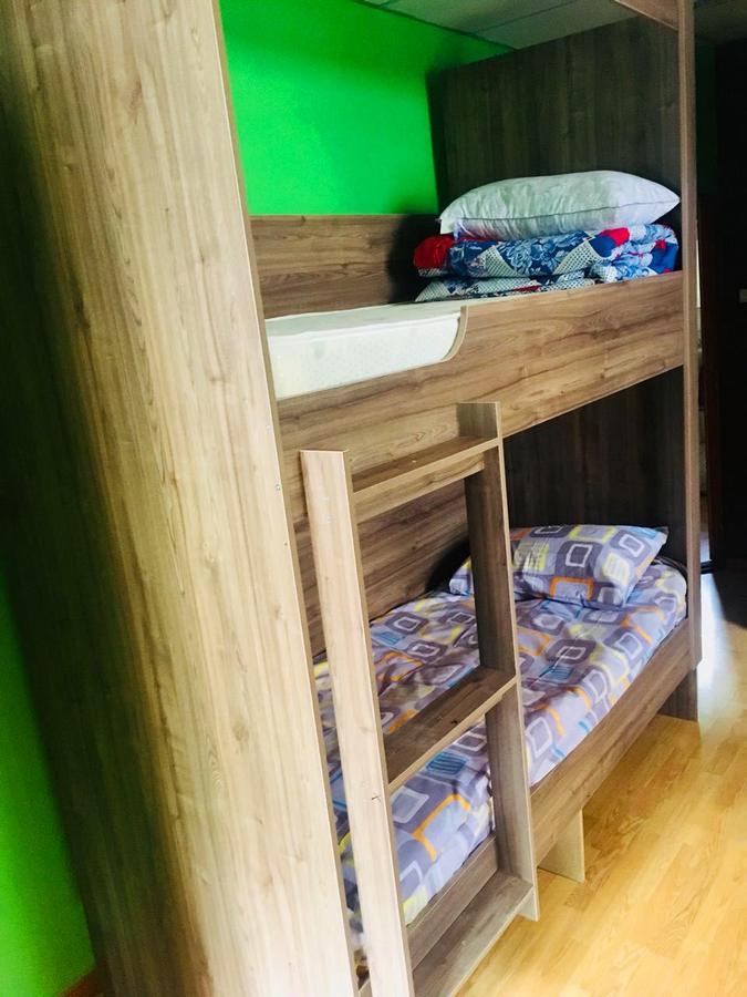 Apelsin Hostel Almatı Dış mekan fotoğraf